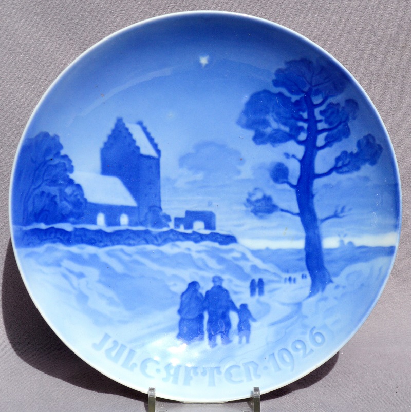 Details about   Bing & Grondahl B&G Kjobenhavn Blue White "Jule After" 1965 Chrismas Plate 9" 