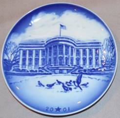 A blue and white plate

Description automatically generated